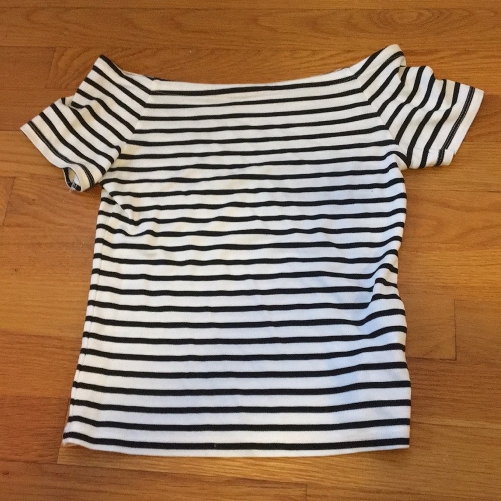 Stripped off the shoulder top